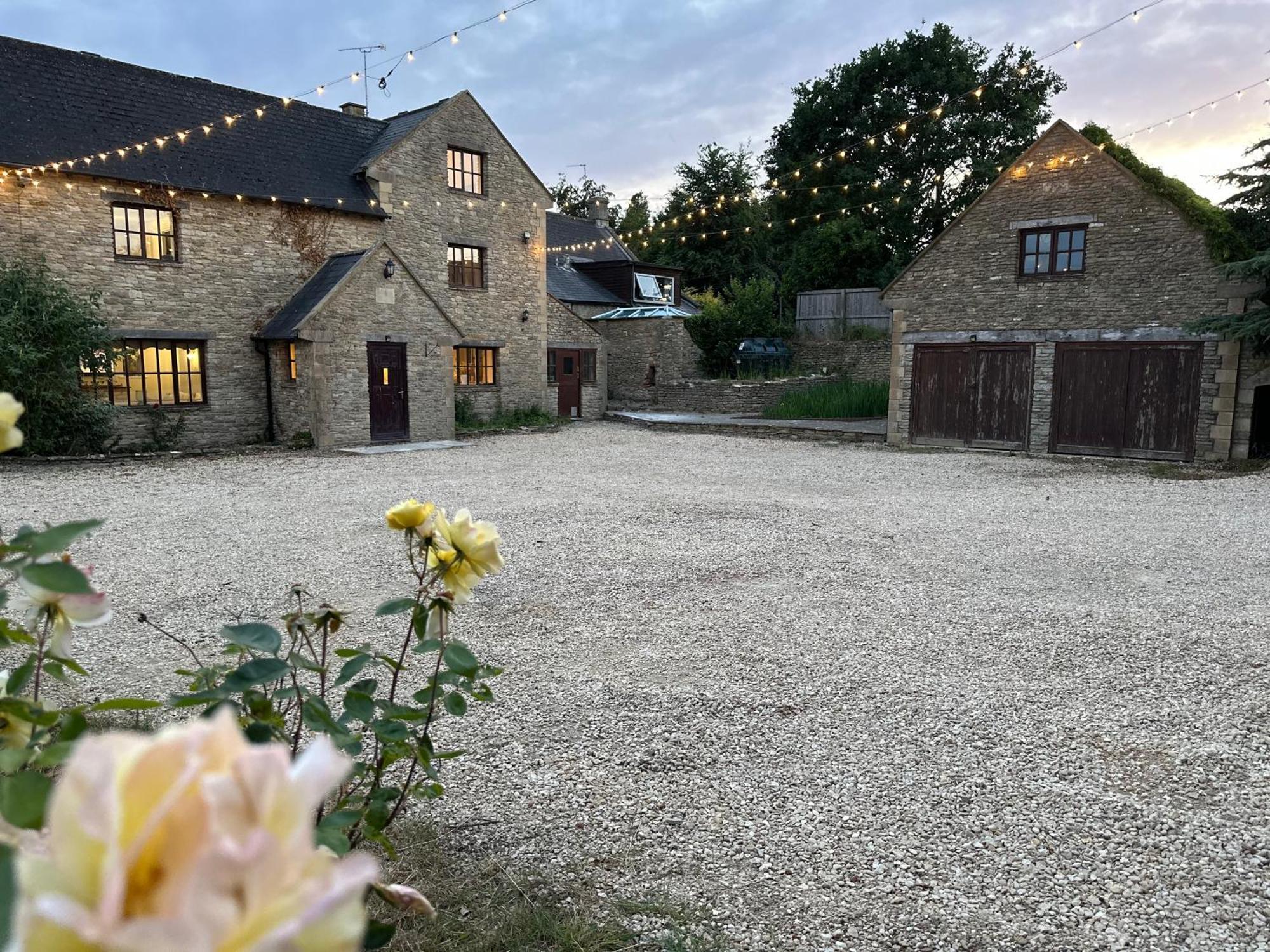 Вилла Cotswolds Retreat - Bath & Castle Combe - Hot Tub Чипенхэм Экстерьер фото