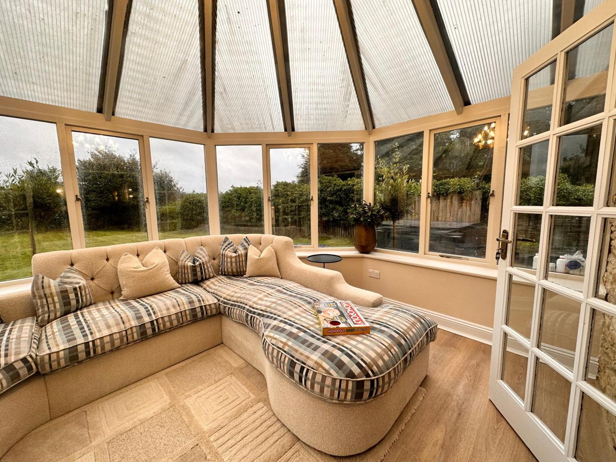 Вилла Cotswolds Retreat - Bath & Castle Combe - Hot Tub Чипенхэм Экстерьер фото